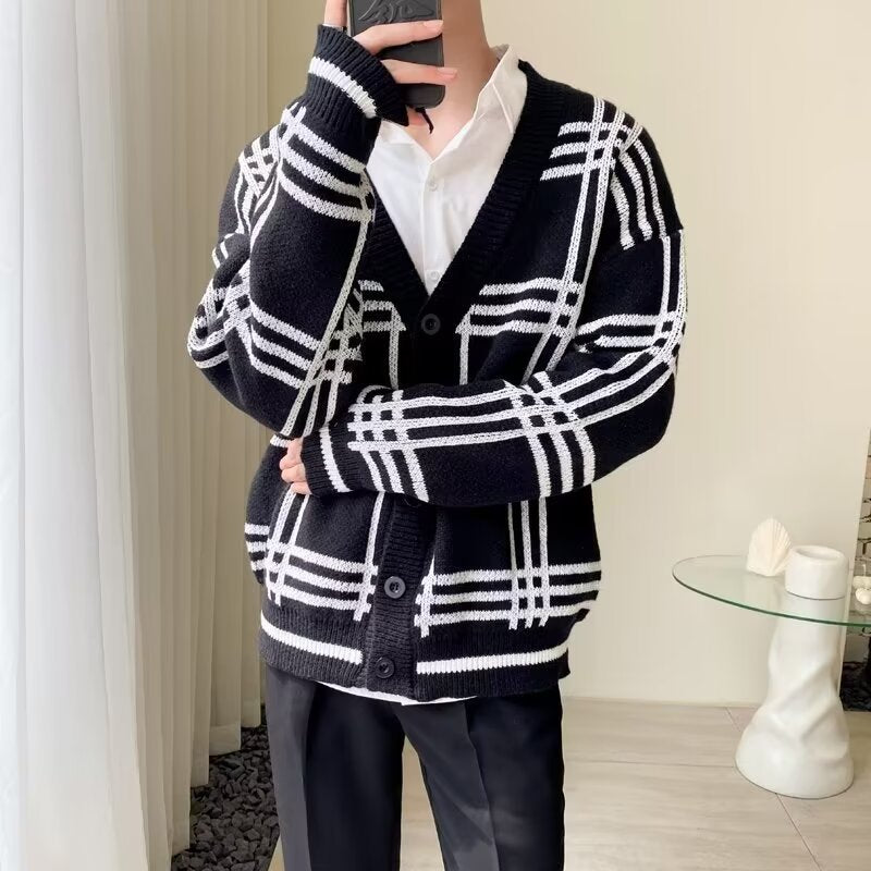 Men’s Retro Striped Knitted Cardigan – Loose Fit Knitwear for Spring & Autumn