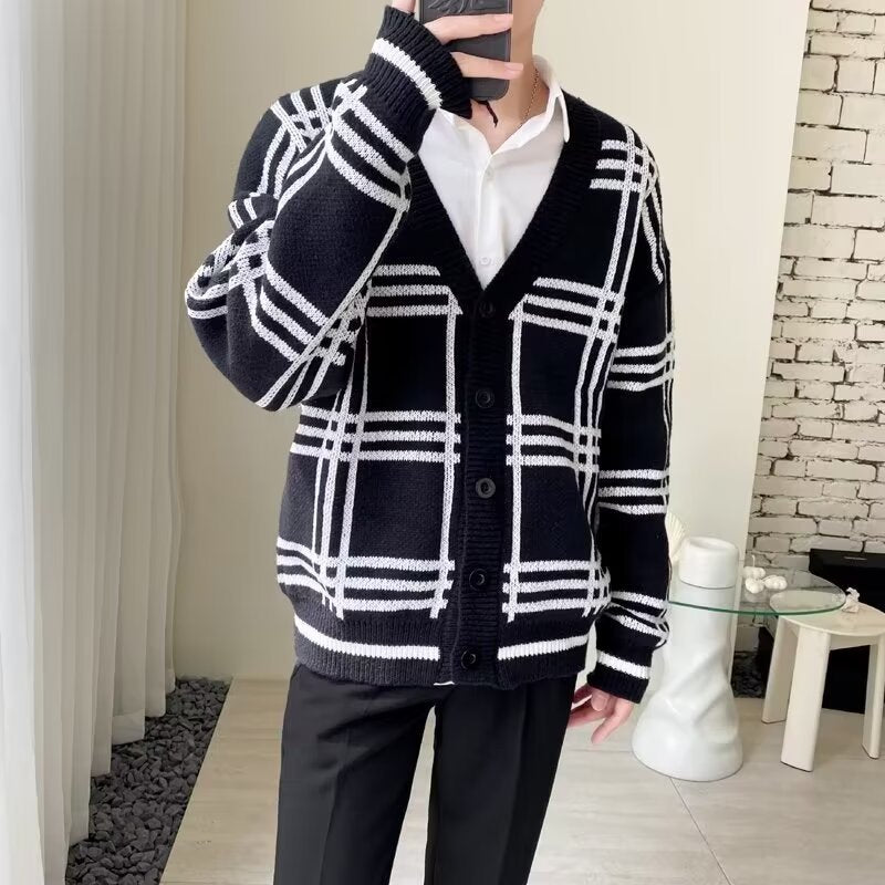 Men’s Retro Striped Knitted Cardigan – Loose Fit Knitwear for Spring & Autumn